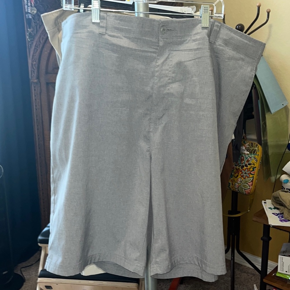 Men’s grey dress shorts